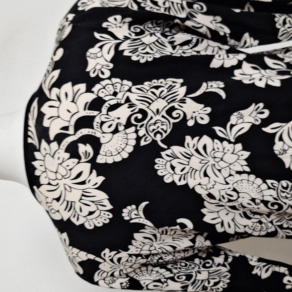 August Silk C'est City Silk Blend Black Cream Preppy Velvet Trim Cardigan Size L - Picture 8 of 14